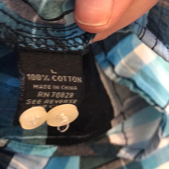 Black Label Slim Fit Men’s Plaid Shirt - Picture 5 of 6